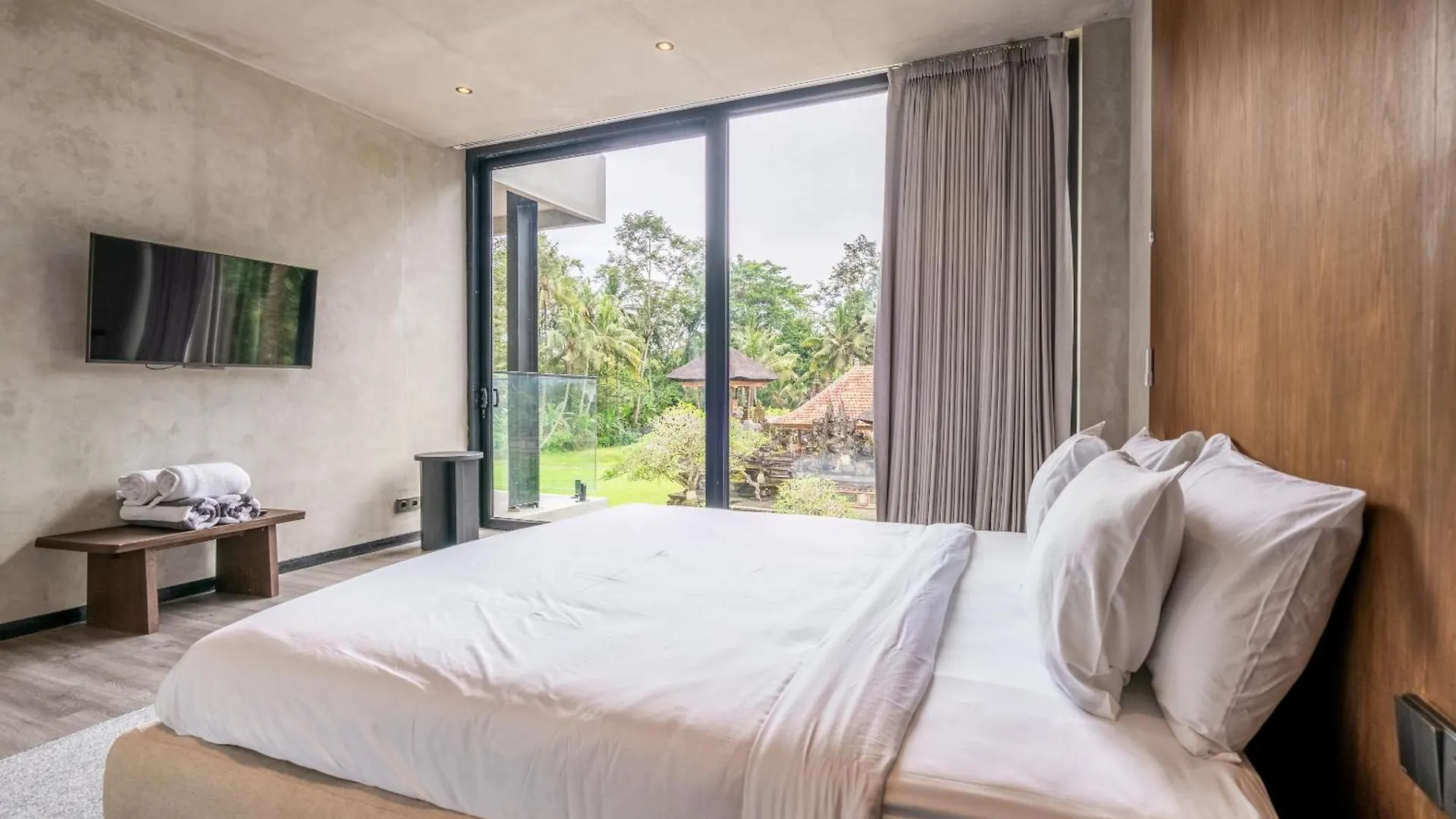Work, Stay End Unwind! Jungle Vista Apartments Ubud By Bcg